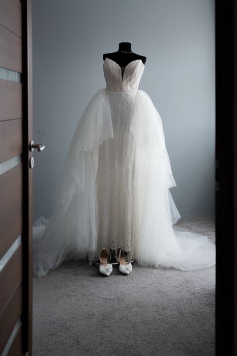 Rochie mireasa cu trena detasabila, corset reglabil, model unicat