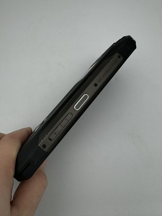 Doogee S89 / 128GB / 8 Ram / 12.000mah / Impecabil
