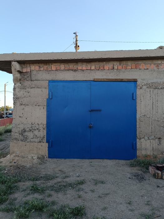 Продам гараж на 5 мкр