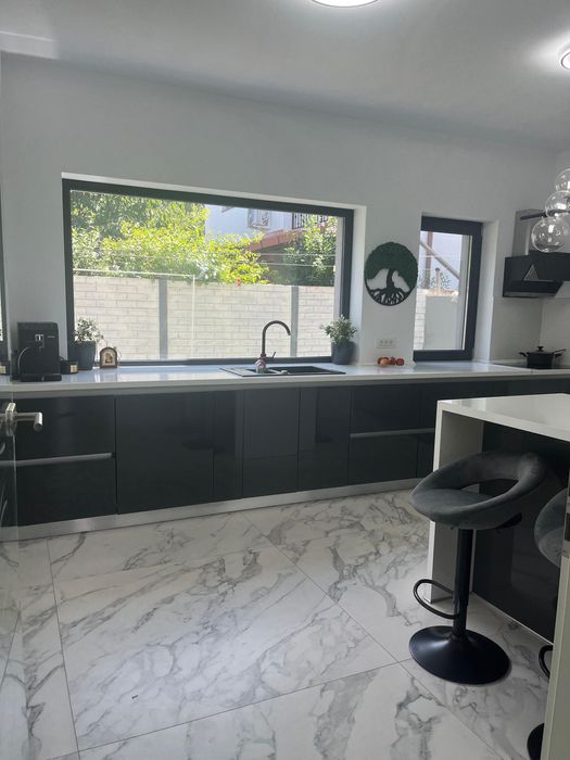 Casă eleganta in Dumbrăvița strada Simfoniei