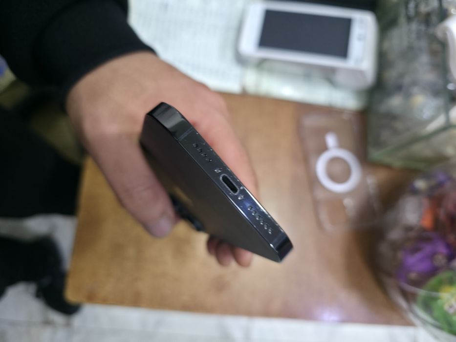 14 pro max 256 gb. 86 yomks