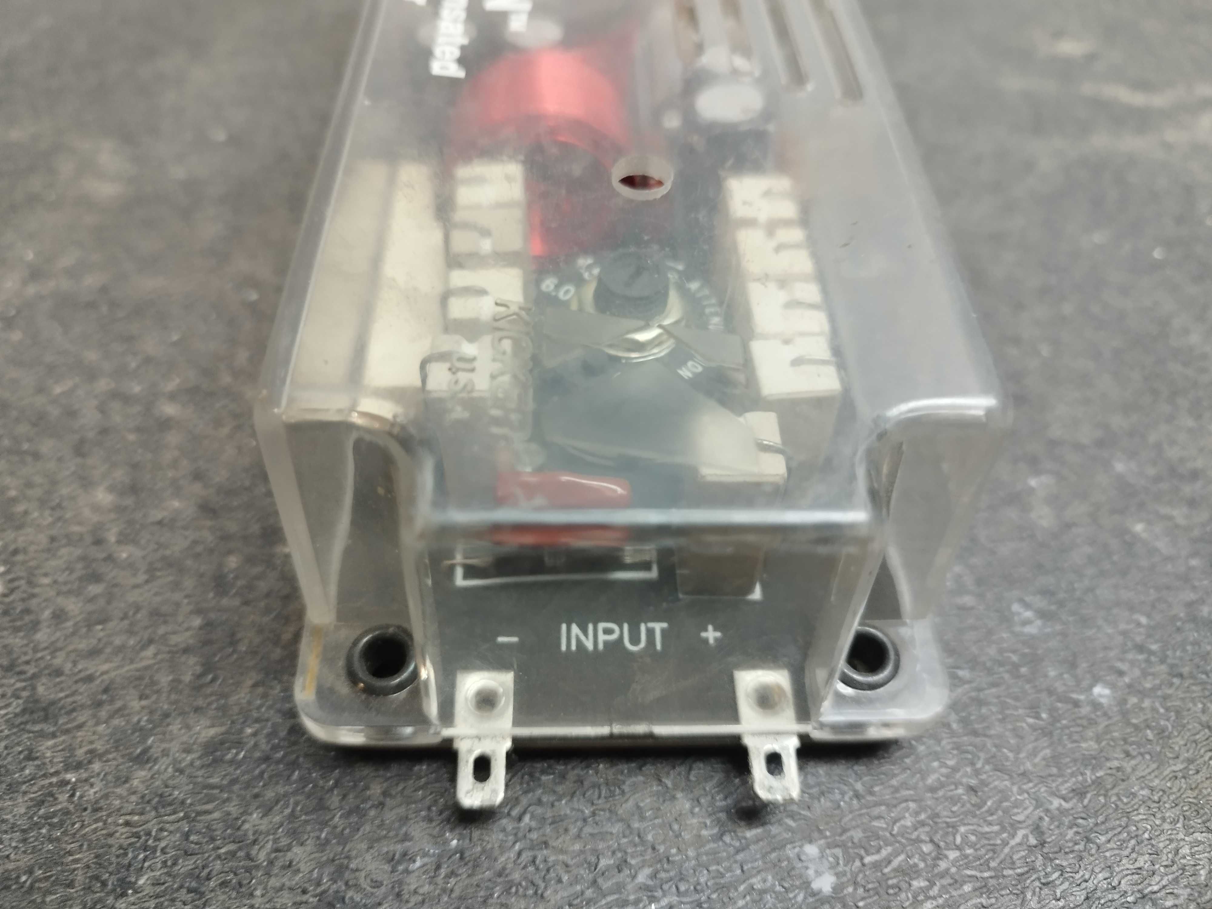 Filtru audio doua cai