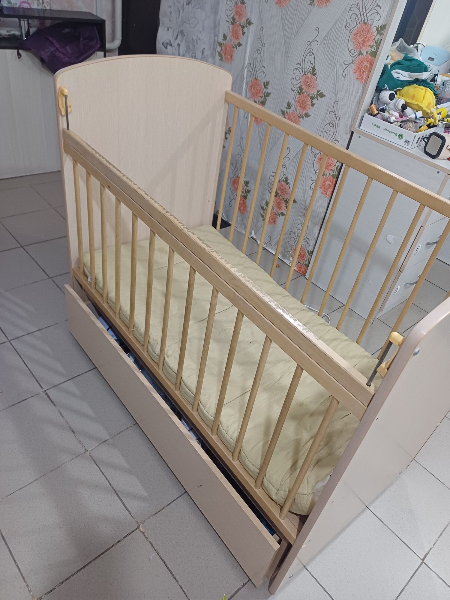 Продам манежку до 5 лет