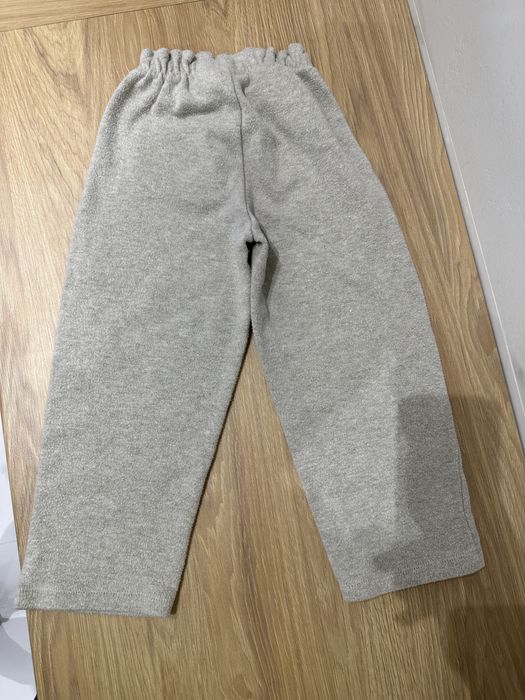 Pantaloni Zara fete din tricot marimea 4-5 ani