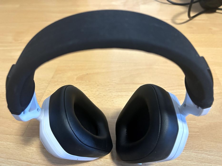Căști gaming wireless Aqirys