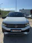 Volkswagen Tiguan Tiguan R-Line 2.0 TDI 4Motion DSG *IQ.Light*