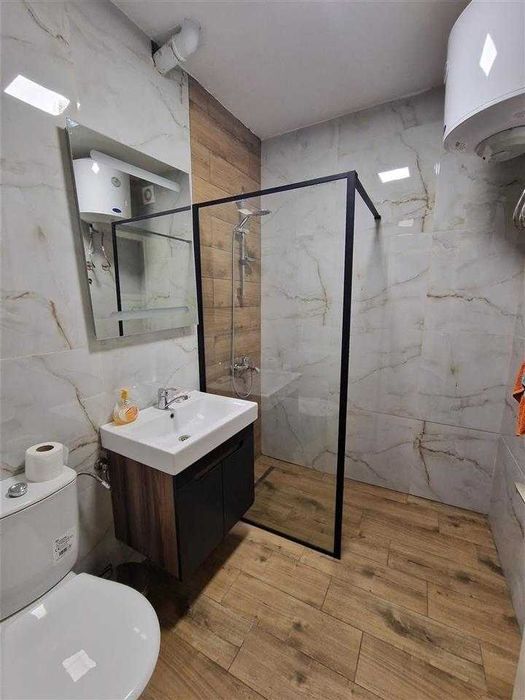 Продава се Тристаен апартамент в Бургас, Сарафово - 84 кв.м за 1612 €/кв.м - Снимка #3