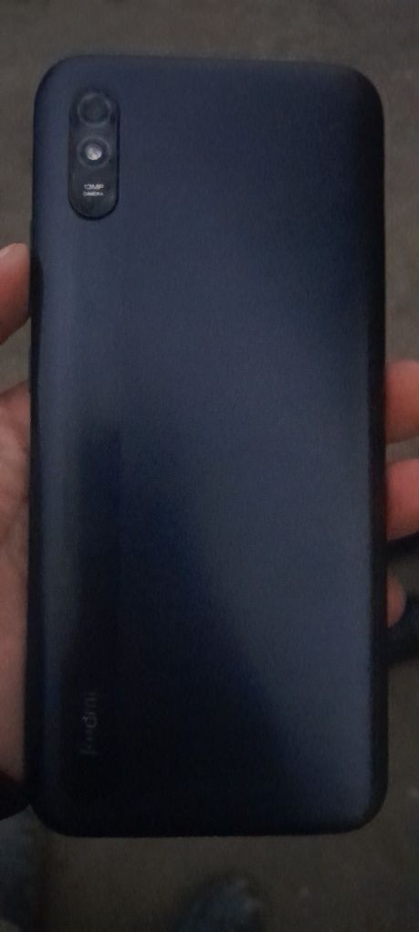 Redmi9 A holati yaxshi ayol kishi ishlatkan tel zo‘r holatda