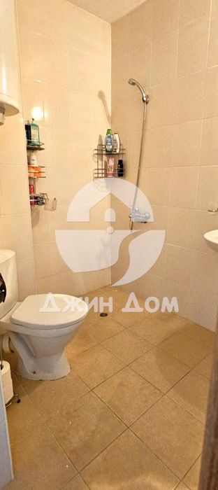 Просторен тристаен апартамент с ГЛЕДКА ПЛАНИНА в Съни Дей 6, Сл. бряг