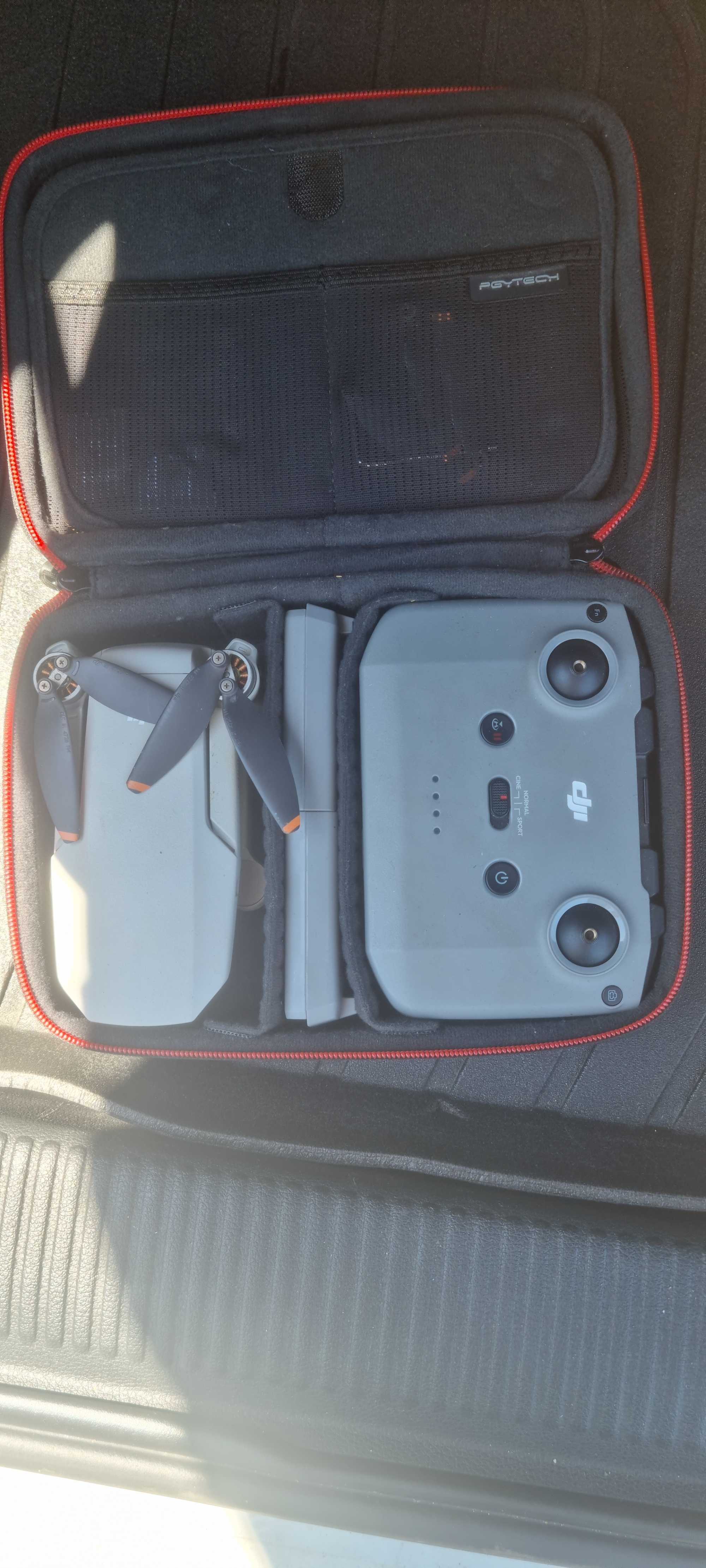 Дрон DJI mini 2 fly more