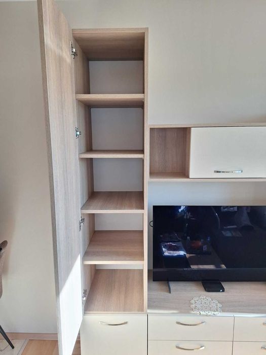 Холна секция (правена по поръчка)