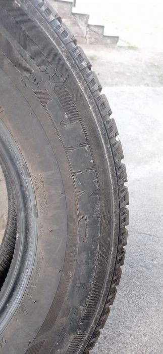Продам зимние шины 265/65 R17
