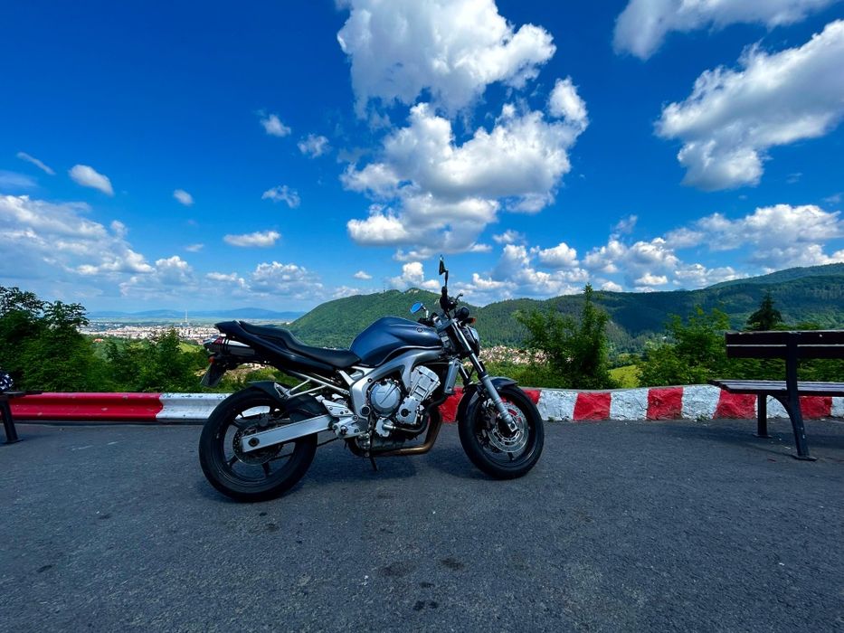 Vând Yamaha Fz6-N Limitat la A2 35 kw