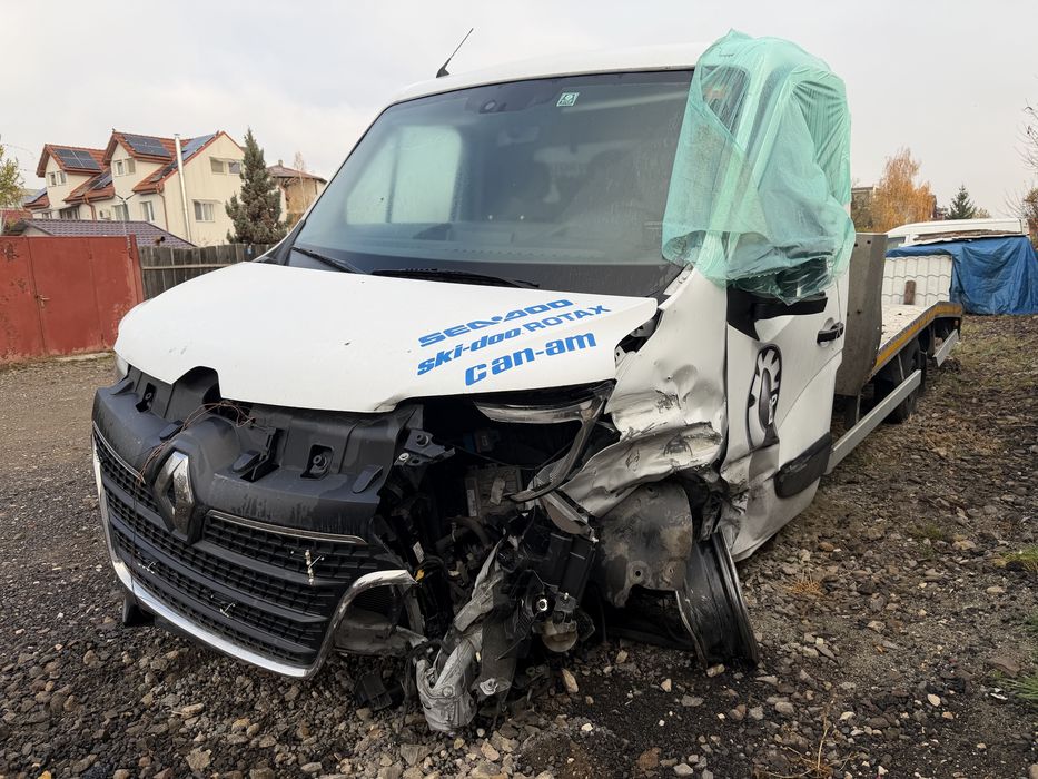 Renault Master platforma avariat