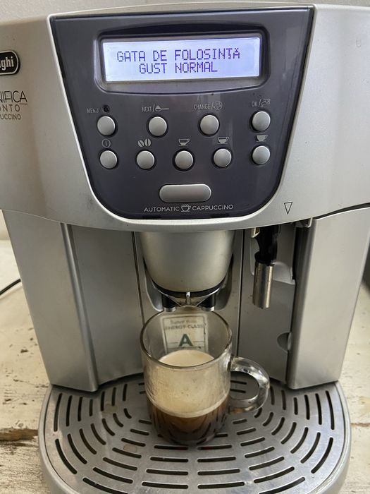 Espresor cafea Delonghi magnifica pronto capucino