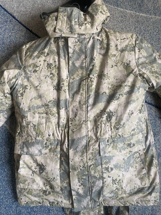 Военный одежда двойка