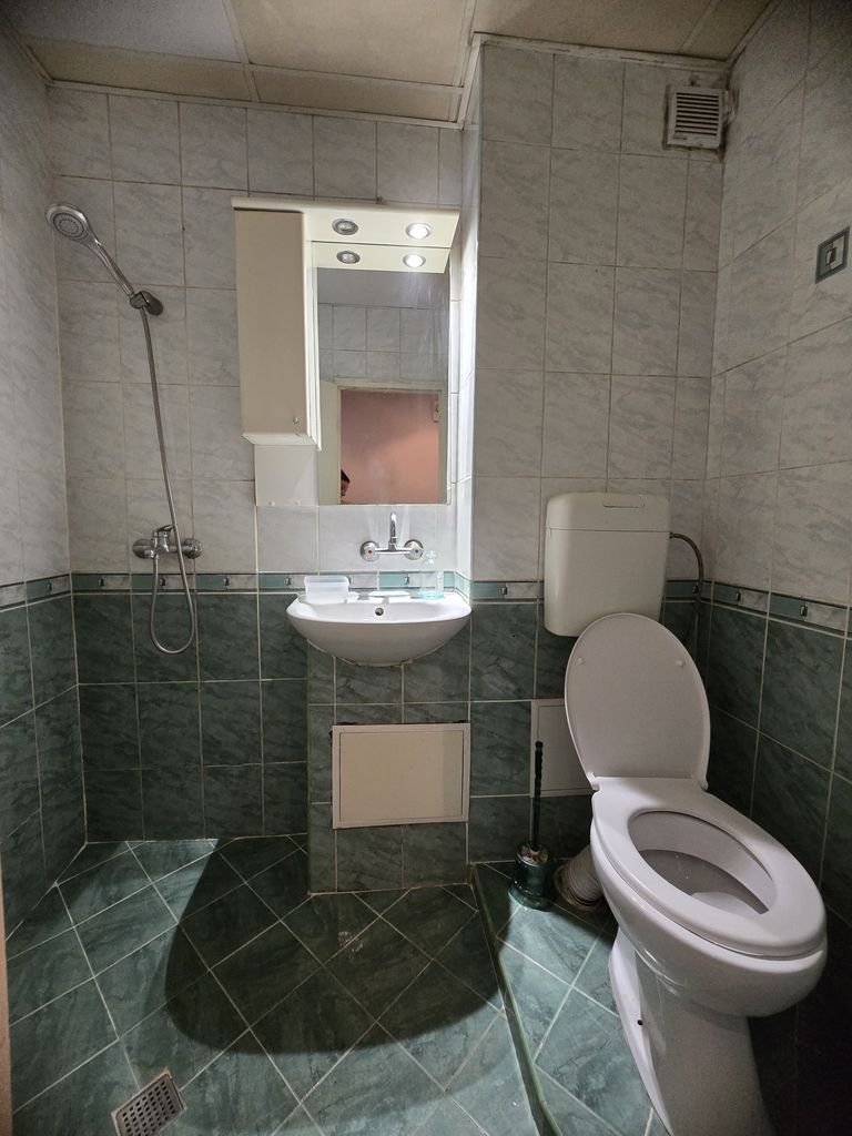 Дава се под наем Двустаен апартамент в Горна Оряховица - 64 кв.м за 204 € - Снимка #9