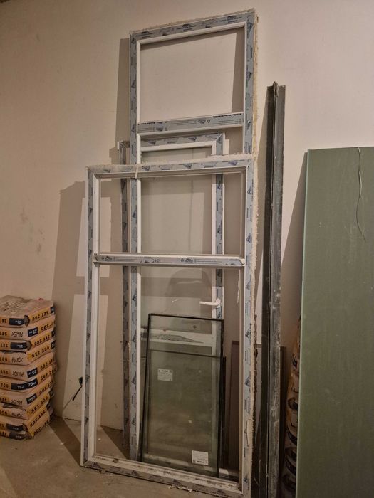 Плачтиковое окно и дверь для балкона