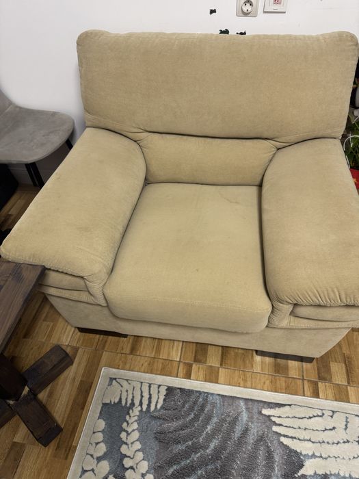 Canapea extensibila si 2 fotolii Mobexpert