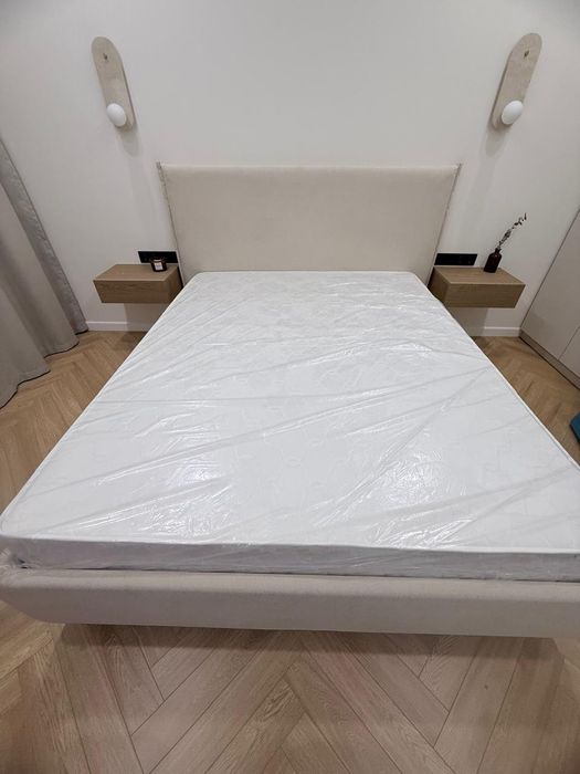 Продам матрац новый  160х200