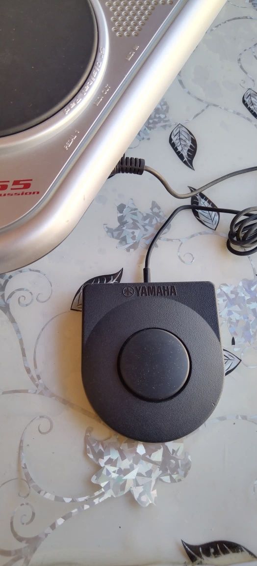 Продавам Електрони барабани
YAMAHA DD-55. в отлично състояние.
YAMAHA