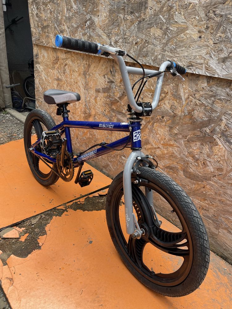 Bicicleta mongoose  roti 20”