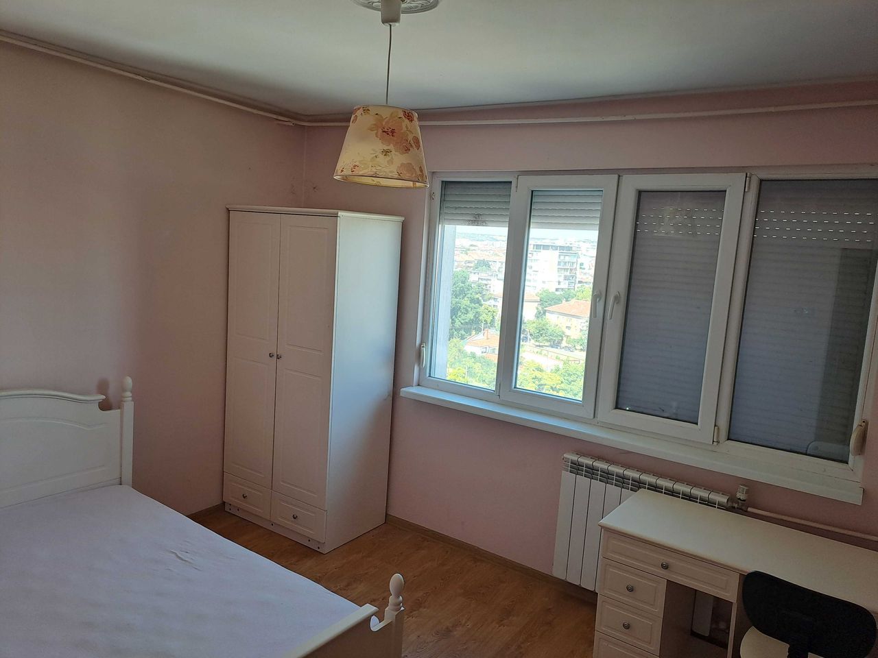 Продава се Тристаен апартамент в Плевен, Широк център - 75 кв.м за 1180 €/кв.м - Снимка #13