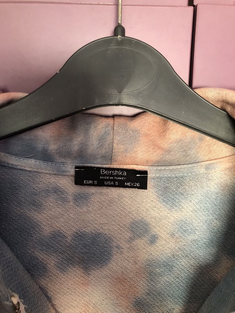 Суитчер Bershka