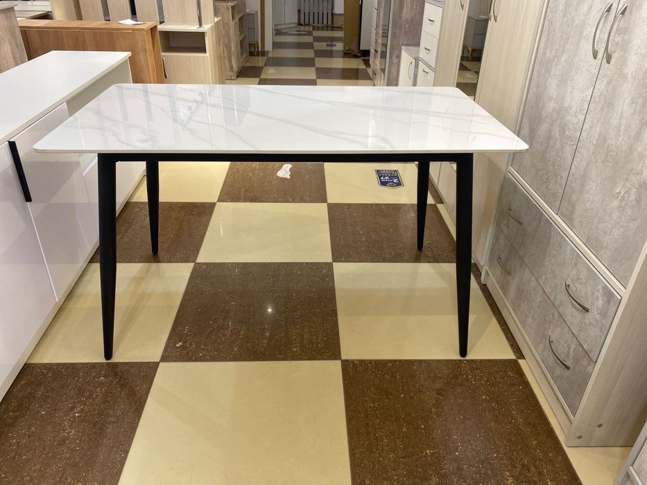 Обеденный стол керамика