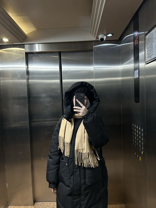 ПРОДАМ Зимнюю куртку