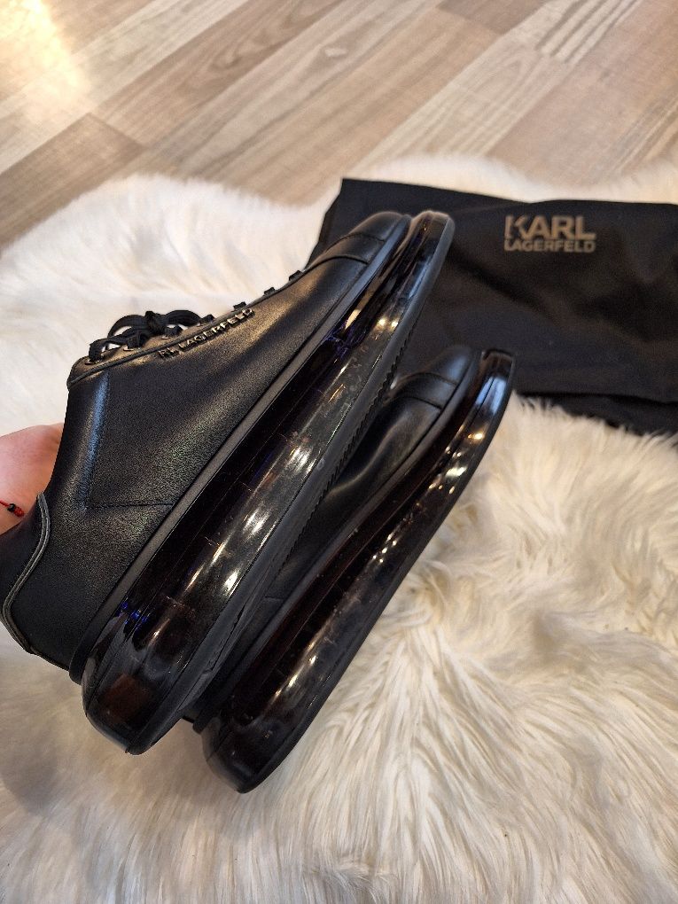 Karl Lagerfeld 45