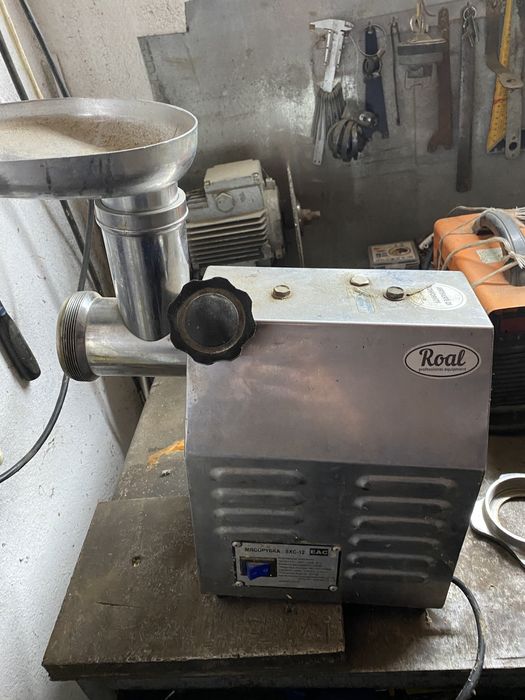 Мясорубка промышленный