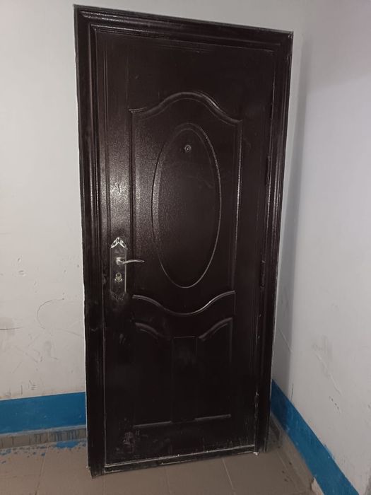 Дверь металлический 80см