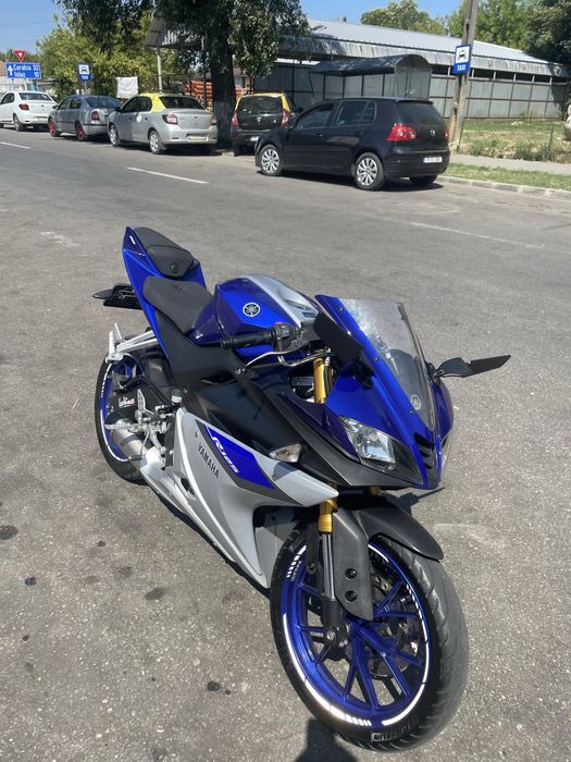 Vând Yamaha Yzf R125