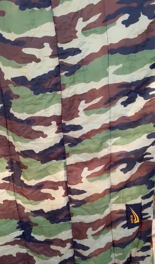 Vand sac de dormit adult model camuflaj