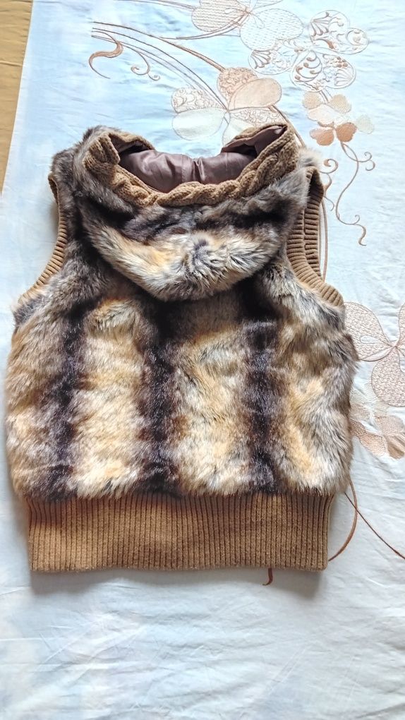 Vând veste dama CATO, ambele 40 ron