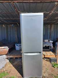 Хладилник с камер 180 см