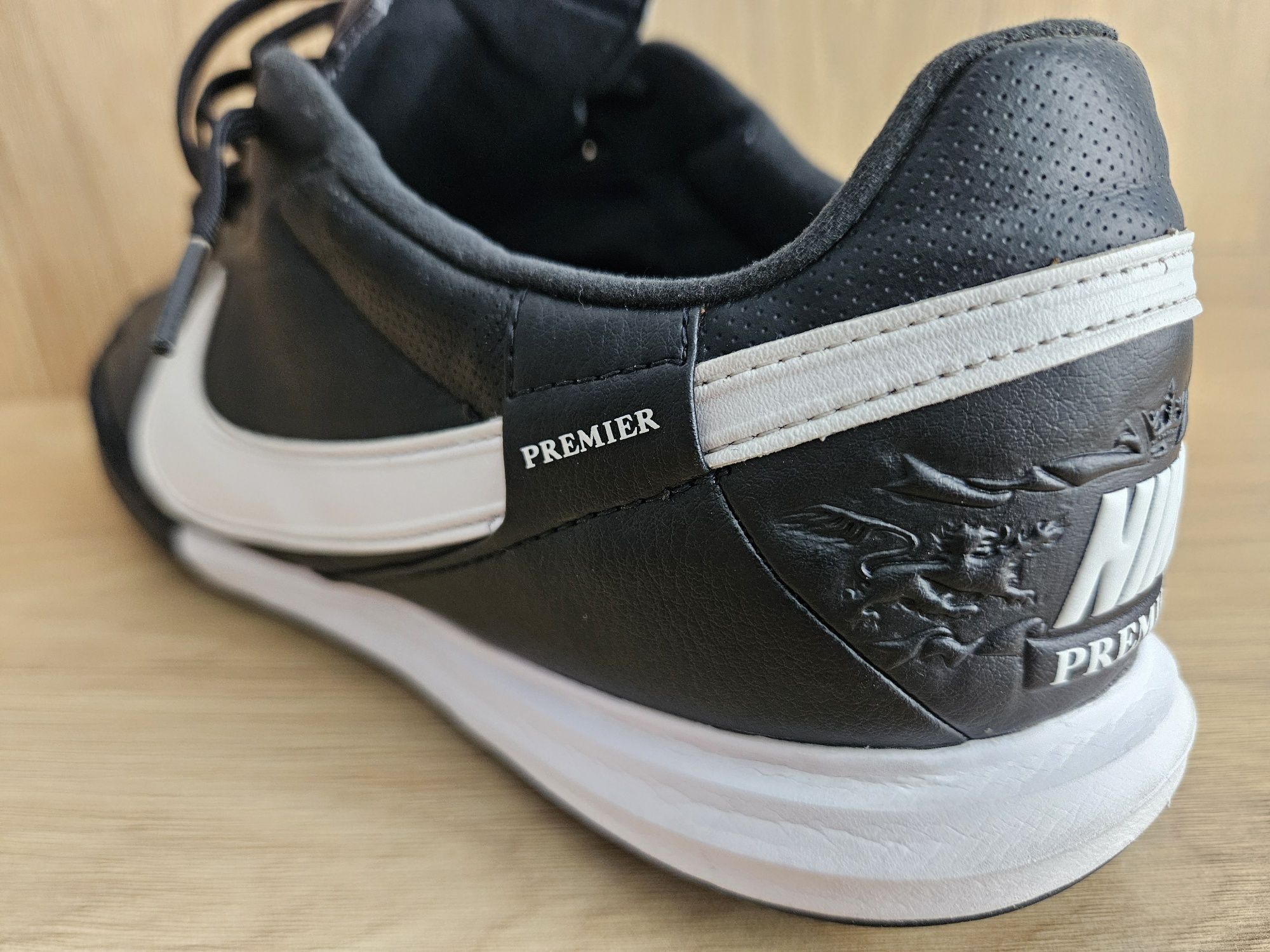 Nike The Premier 3 TF