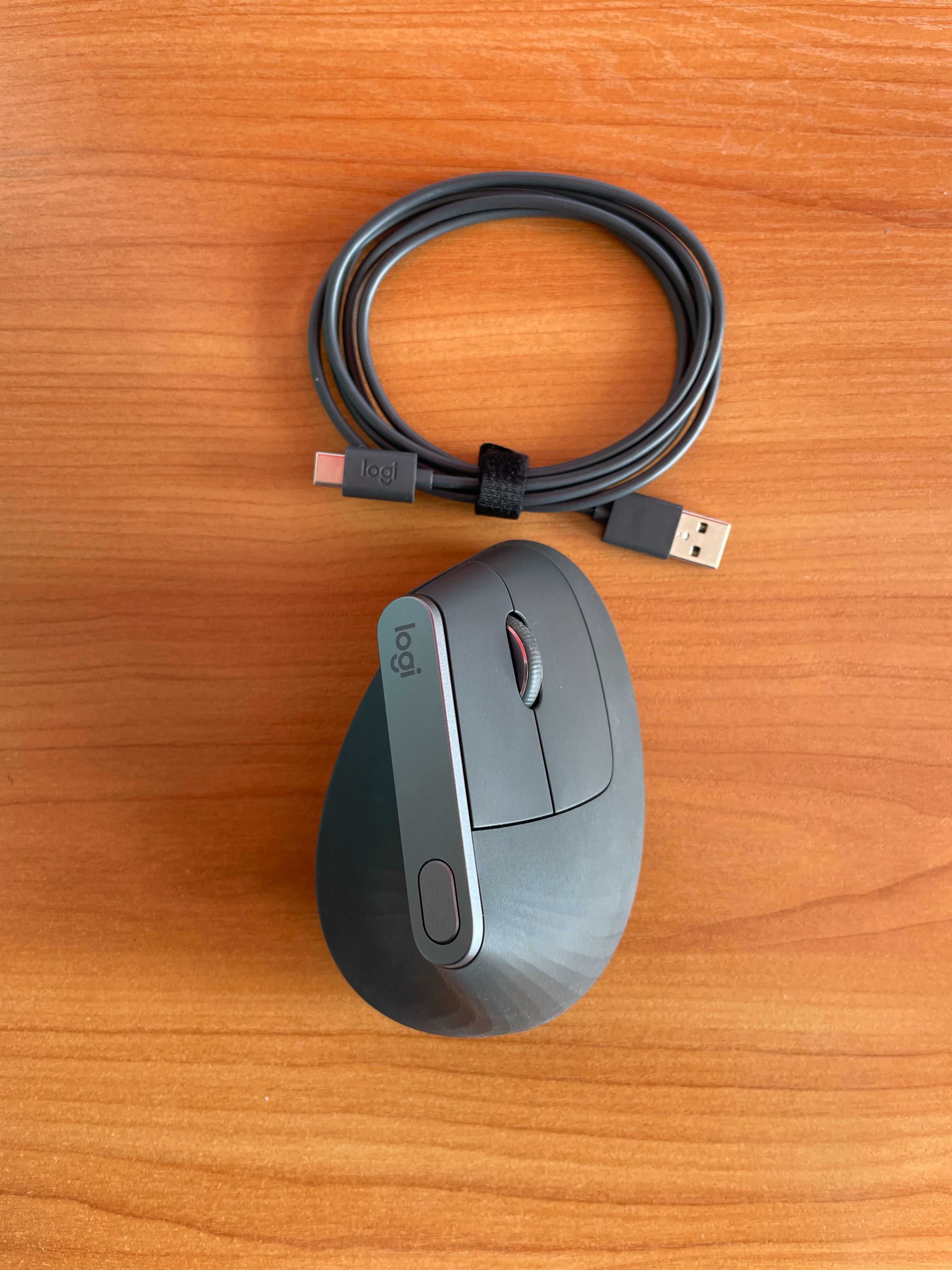 Logitech MX Vertical Advanced Ergonomic Graphite