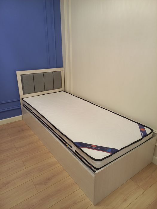 Kravat Bir kishlik kravat spalni mebl divan kalavat