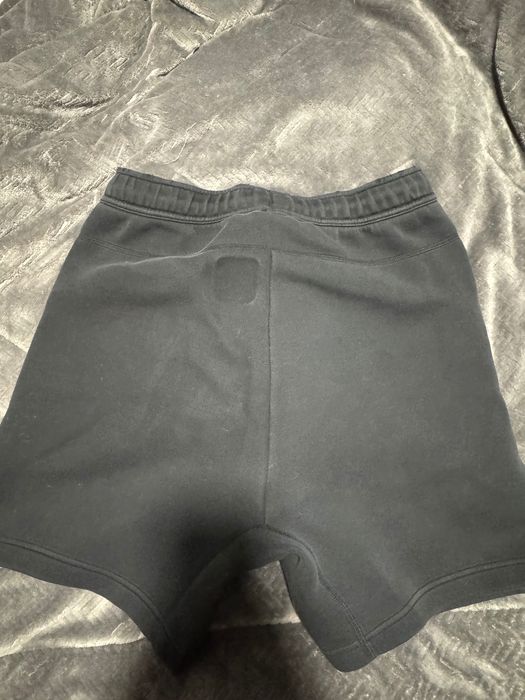 Къси гащи Nike tech fleece
