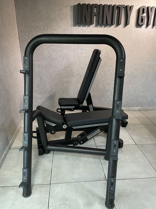 Rastel Suport bare Technogym Selection -Aparate Fitness - Matrix Hoist