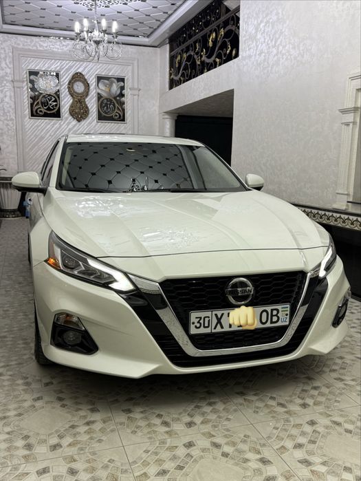 Nissan Altima 2.0 VCT американка