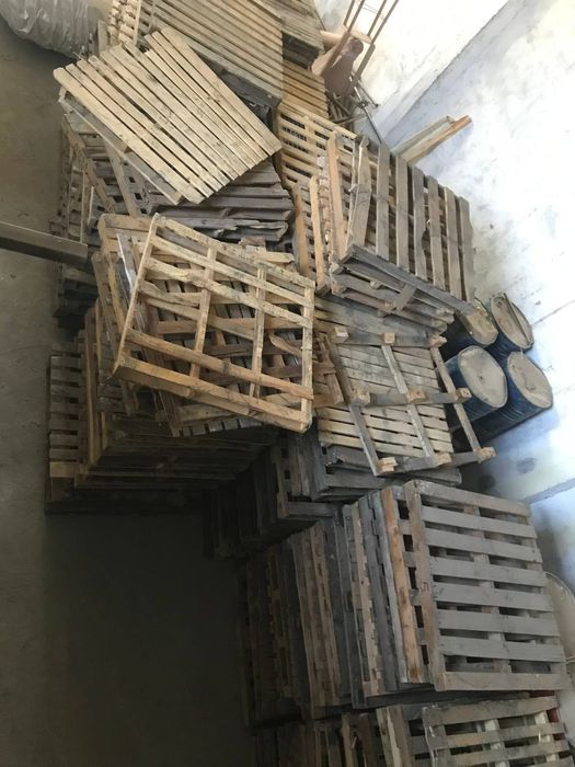 Паддон сотилади .