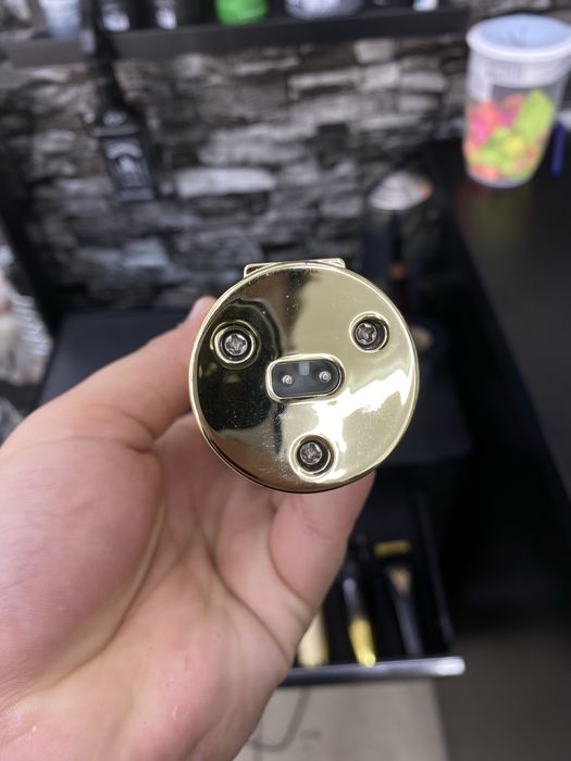 Masina de tuns babyliss gold fx aproape noua , masina taie extraordina