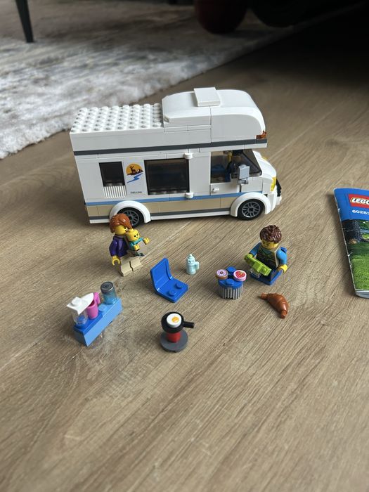 Lego Rulota de vacanta 60283