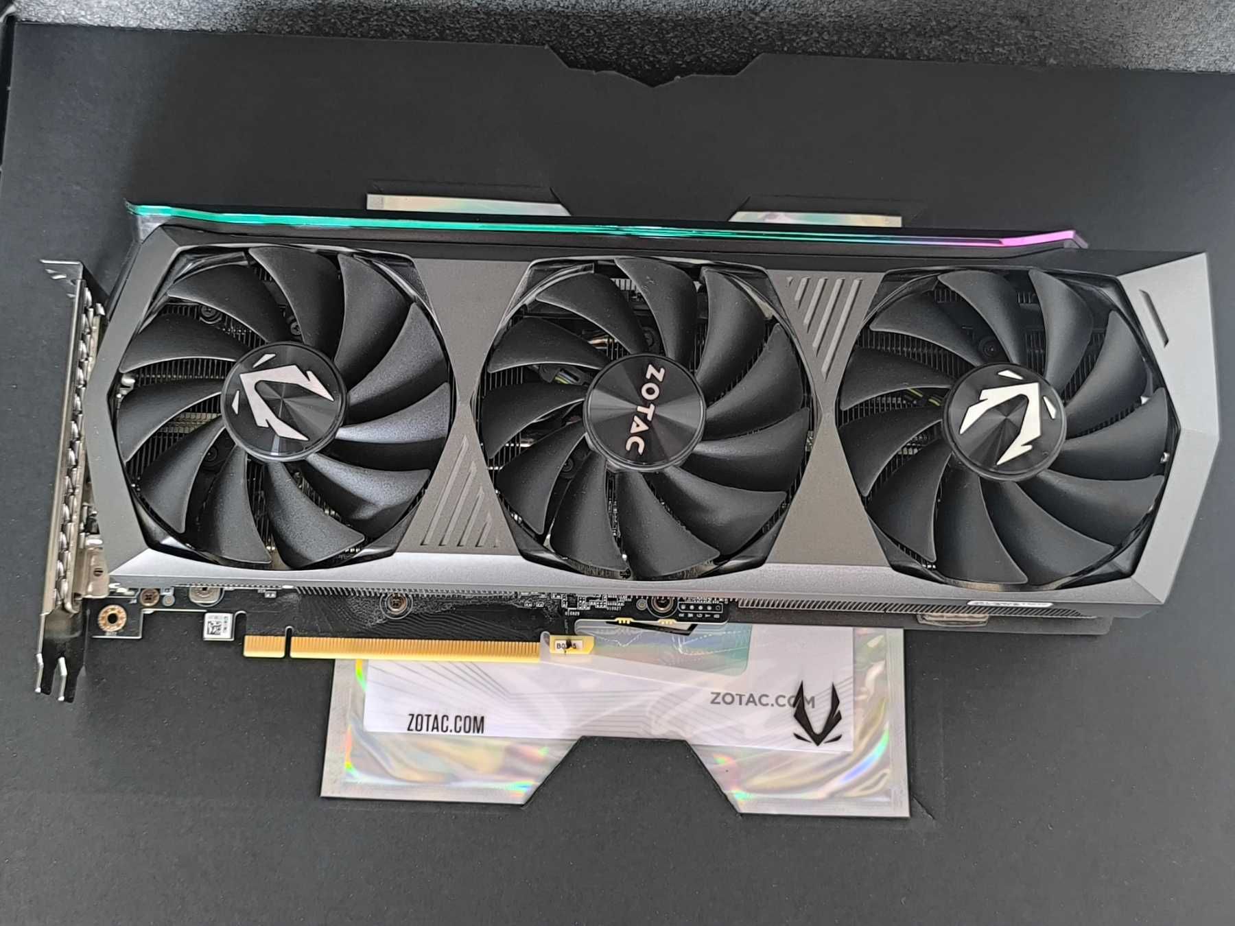 Видео карта ZOTAC 3070 Ti 8GB AMP HOLOBLACK