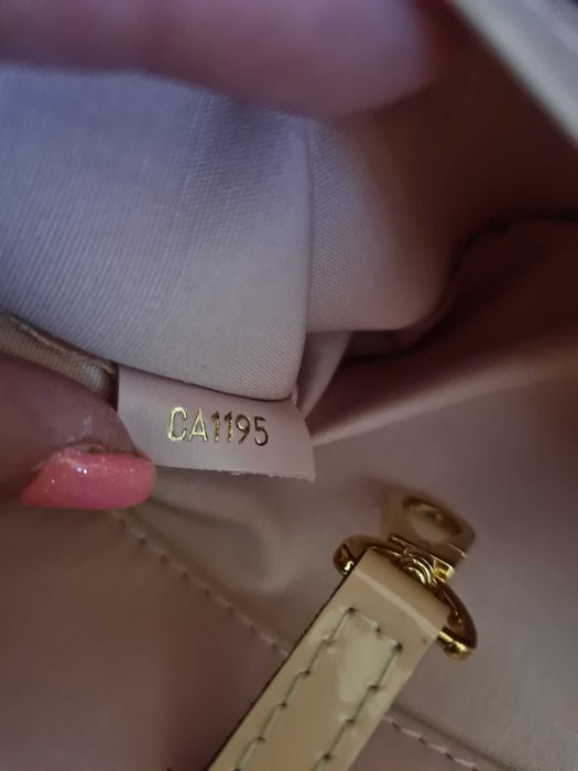 Louis Vuitton оригинална чанта