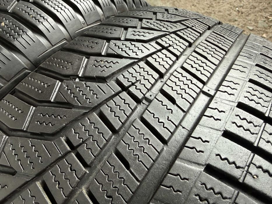 4x Anvelope Iarna 215/65 R17 - Hankook Winter I Cept Evo 2 Suv AO