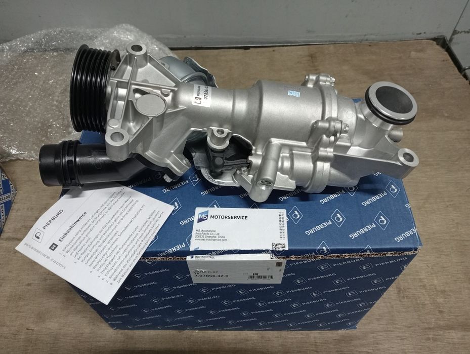 Помпа Mercedes Benz M274 M270